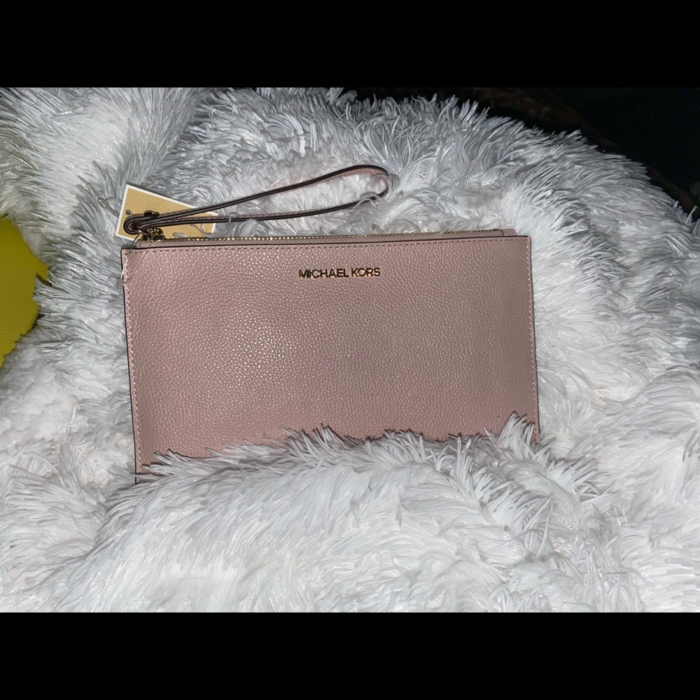 Authentic Large Michael Kors clutch Blossom pink